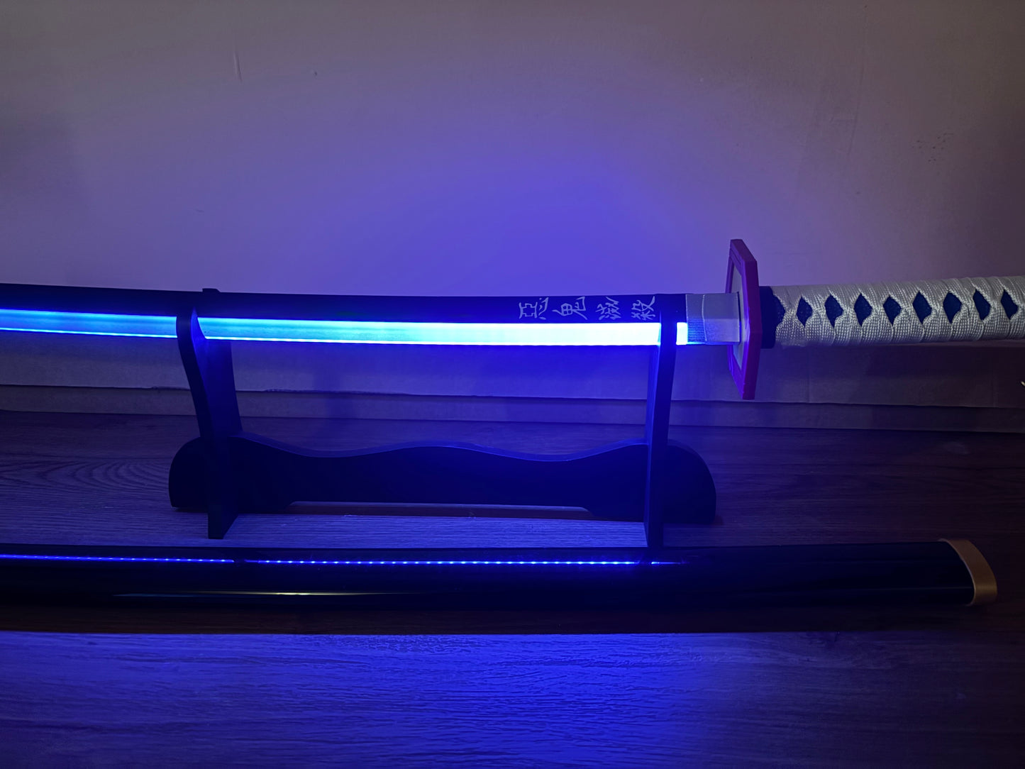 Tomioka Giyuu LED Katana – Blue Demon Slayer-Inspired Glowing Sword - Project M Shop
