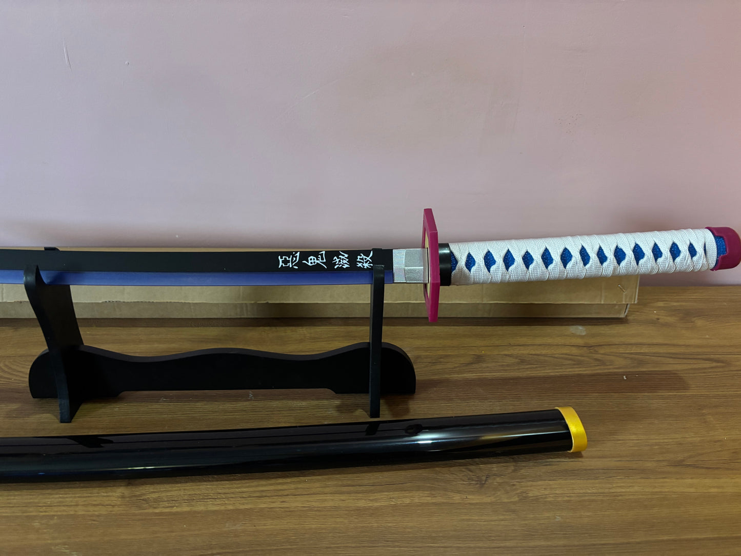 Tomioka Giyuu LED Katana – Blue Demon Slayer-Inspired Glowing Sword - Project M Shop