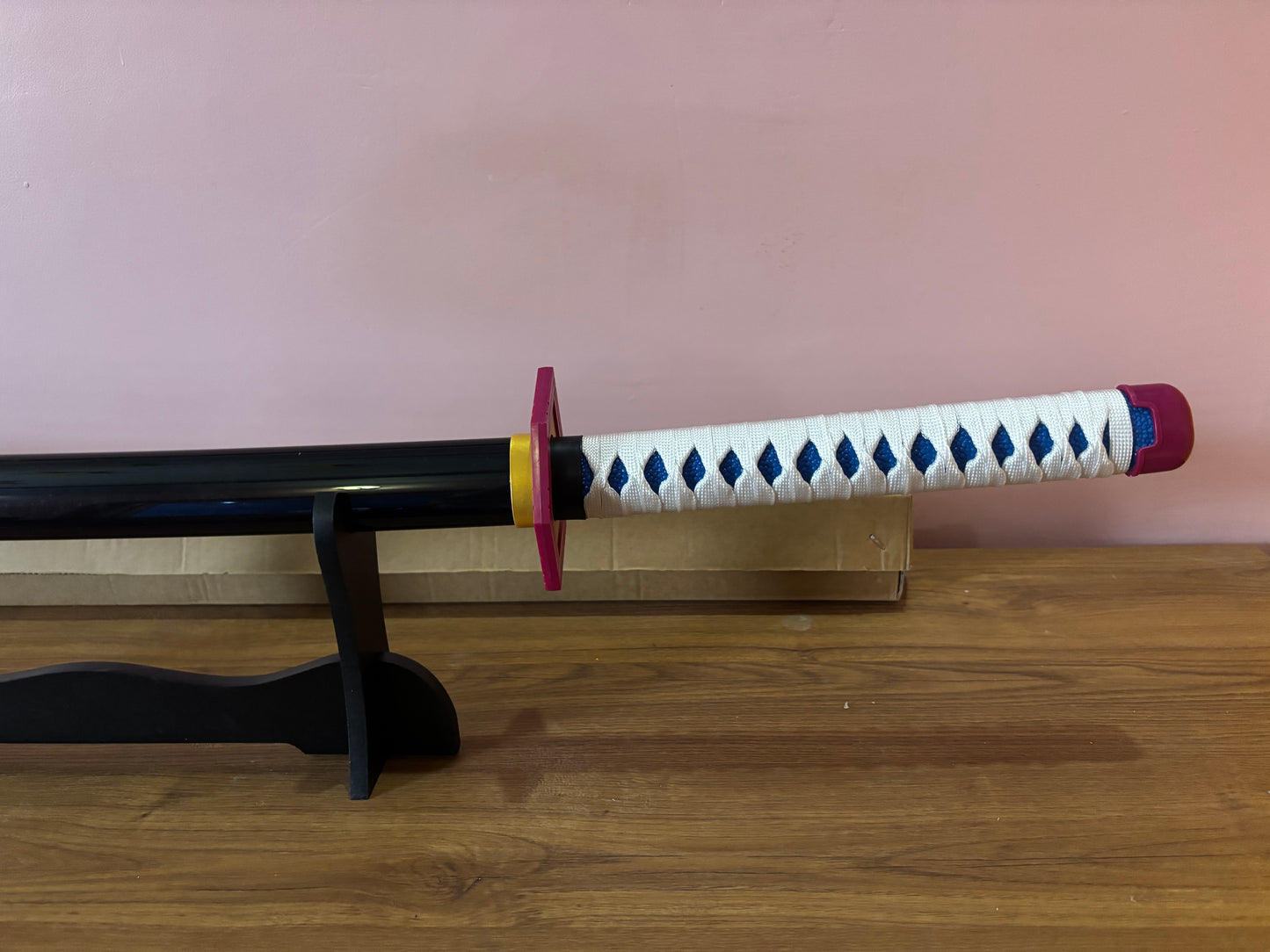 Tomioka Giyuu LED Katana – Blue Demon Slayer-Inspired Glowing Sword - Project M Shop