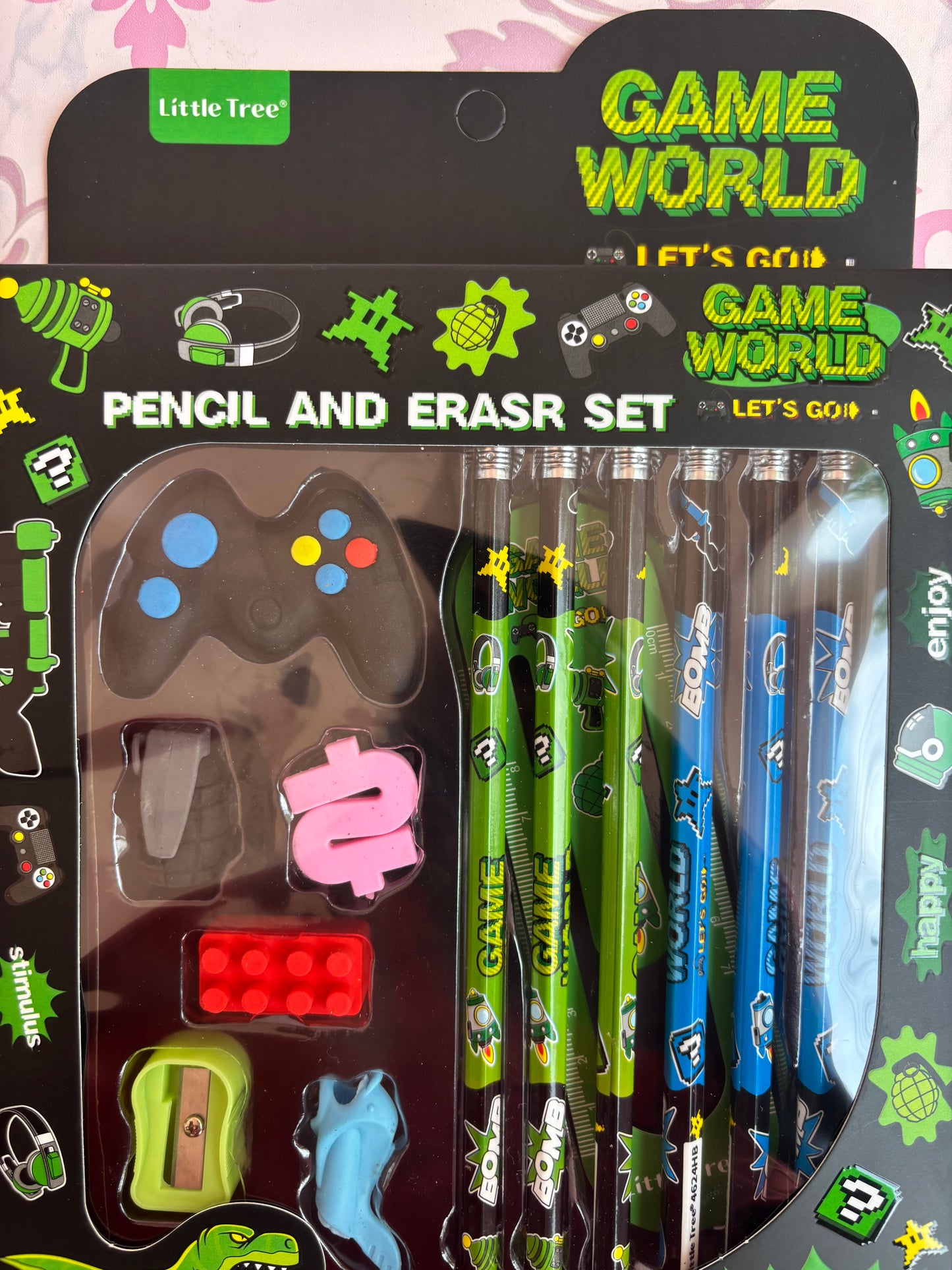 Game world stationery set of 13 pieces - Project M Shop