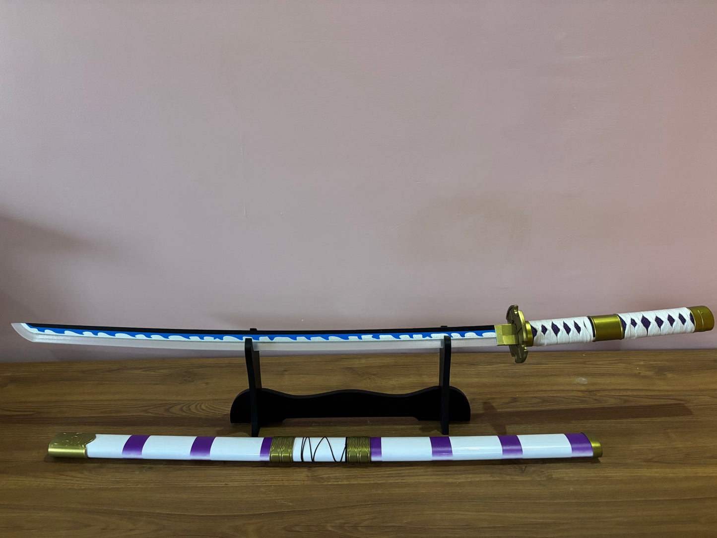 One Piece Wooden LED Katana | Nidai Kitetsu Monkey D Luffy Wooden Sword for Cosplay - Project M Shop