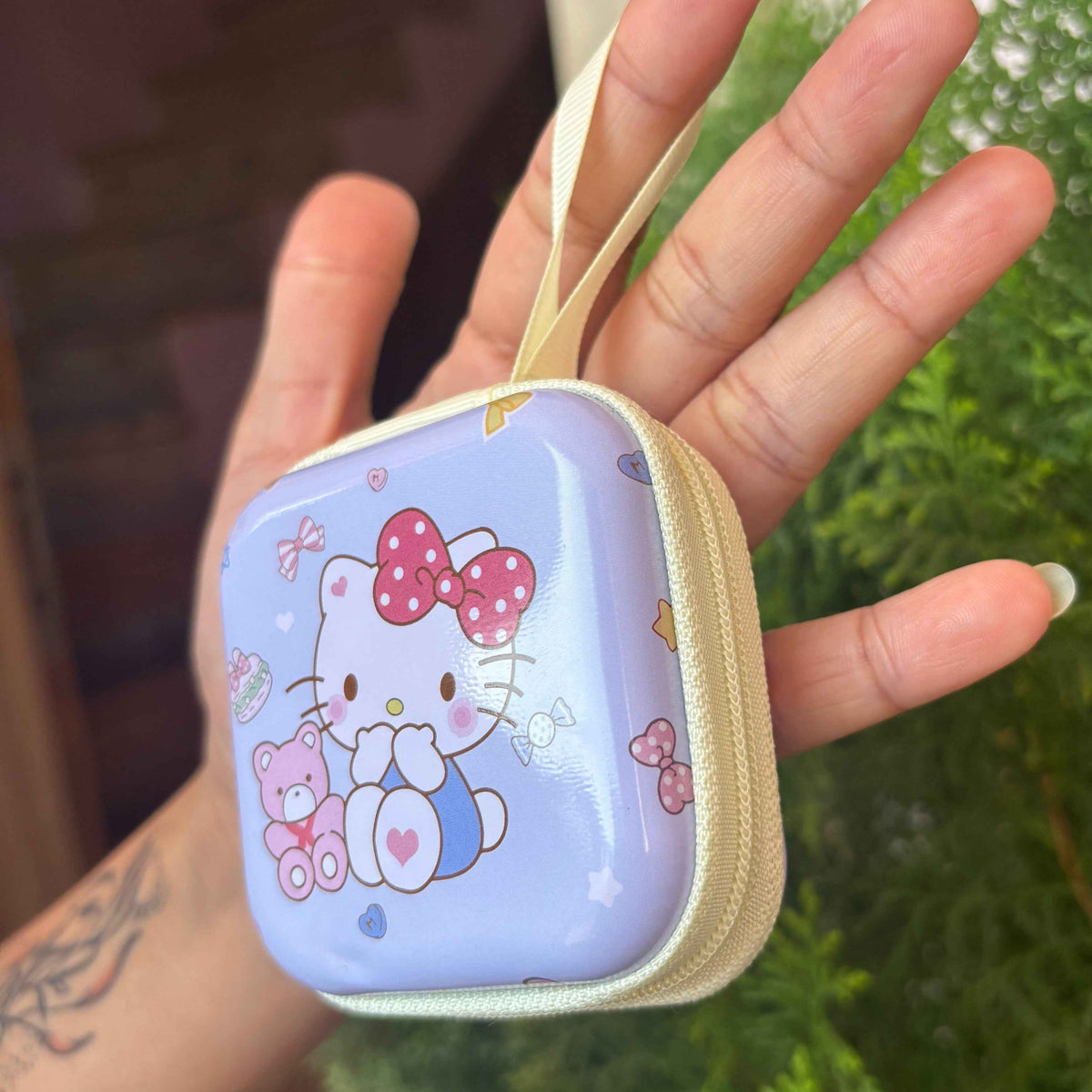Hello Kitty Coin Keeper Keychain – Compact Storage Charm