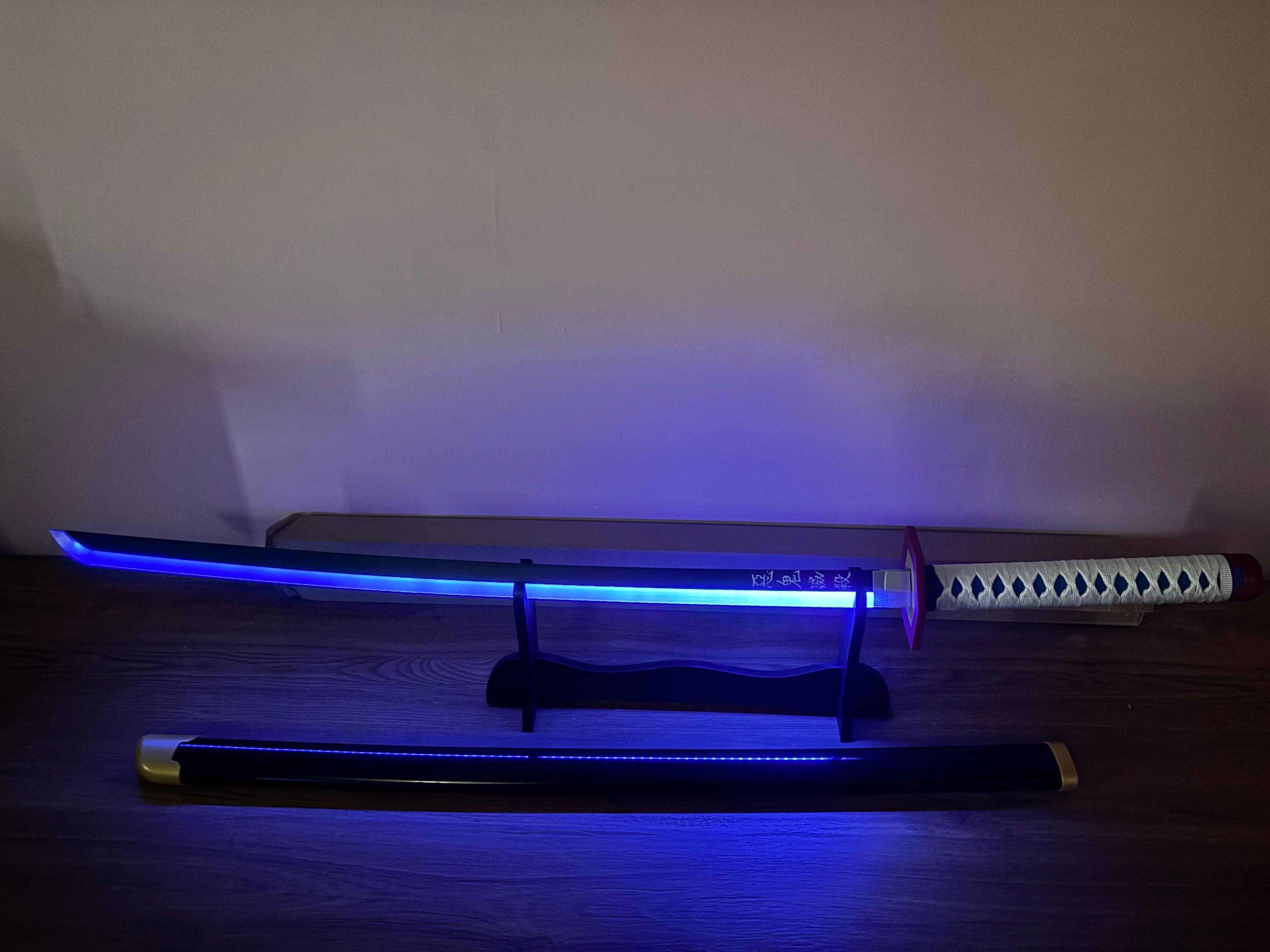 Tomioka Giyuu Blue LED Katana – Blue Demon Slayer-Inspired Glowing Sword