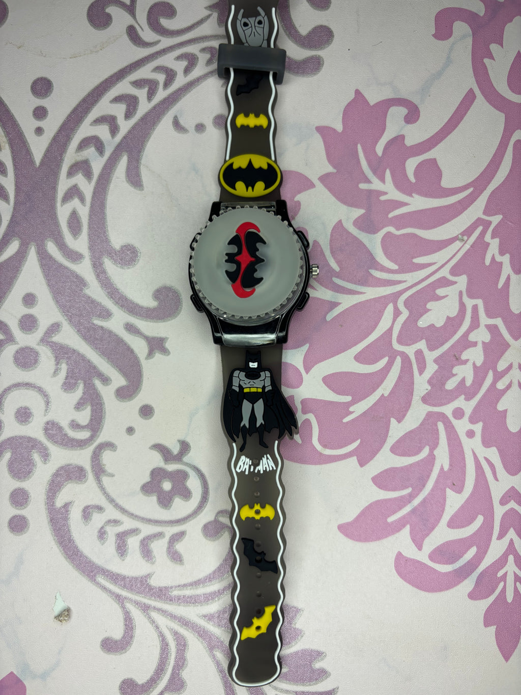 Cartoon style spinning and glowing analog watches for kids - 1 Piece (Random Color) - Project M Shop