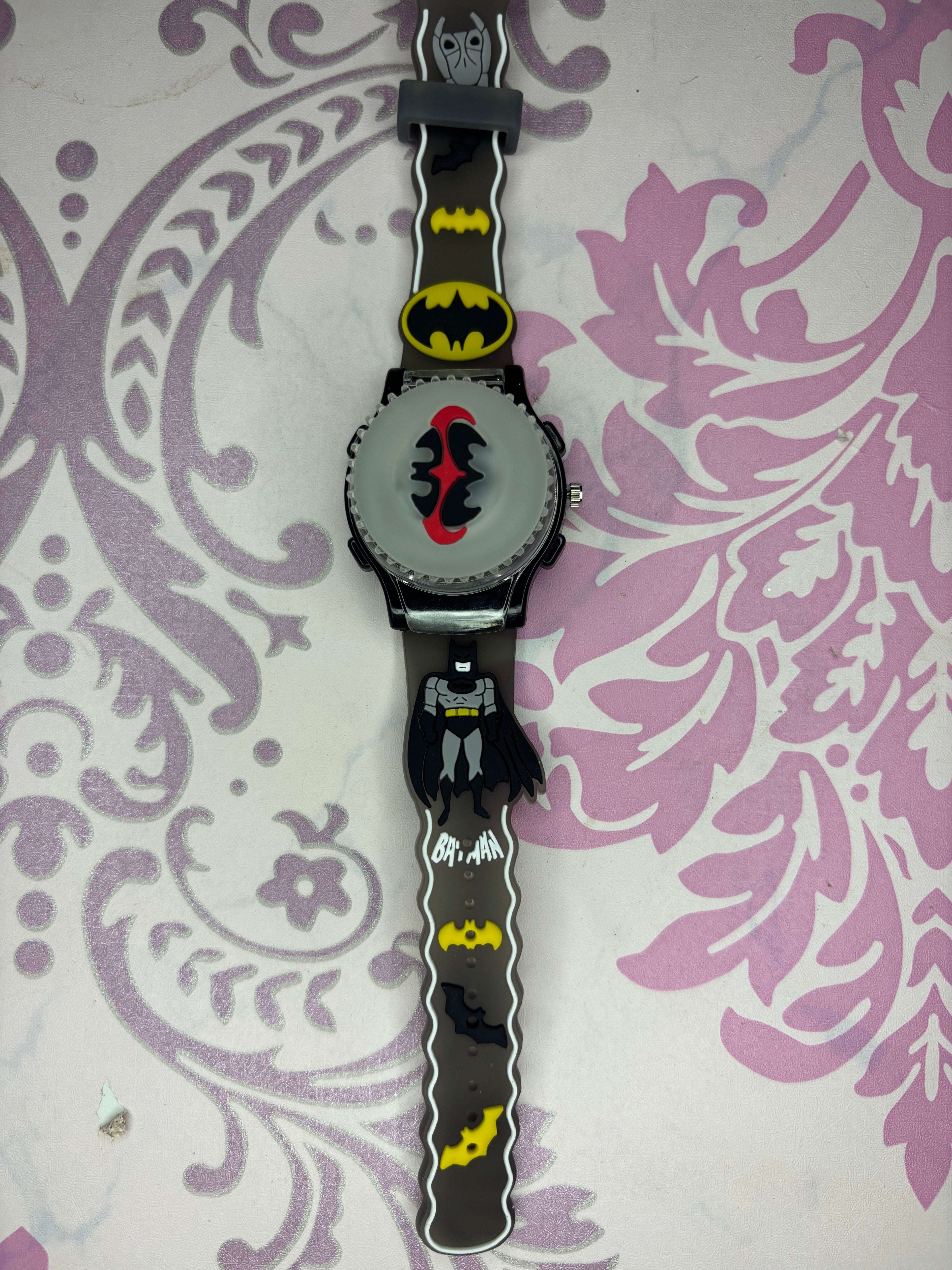 Cartoon style spinning and glowing analog watches for kids - 1 Piece (Random Color) - Project M Shop