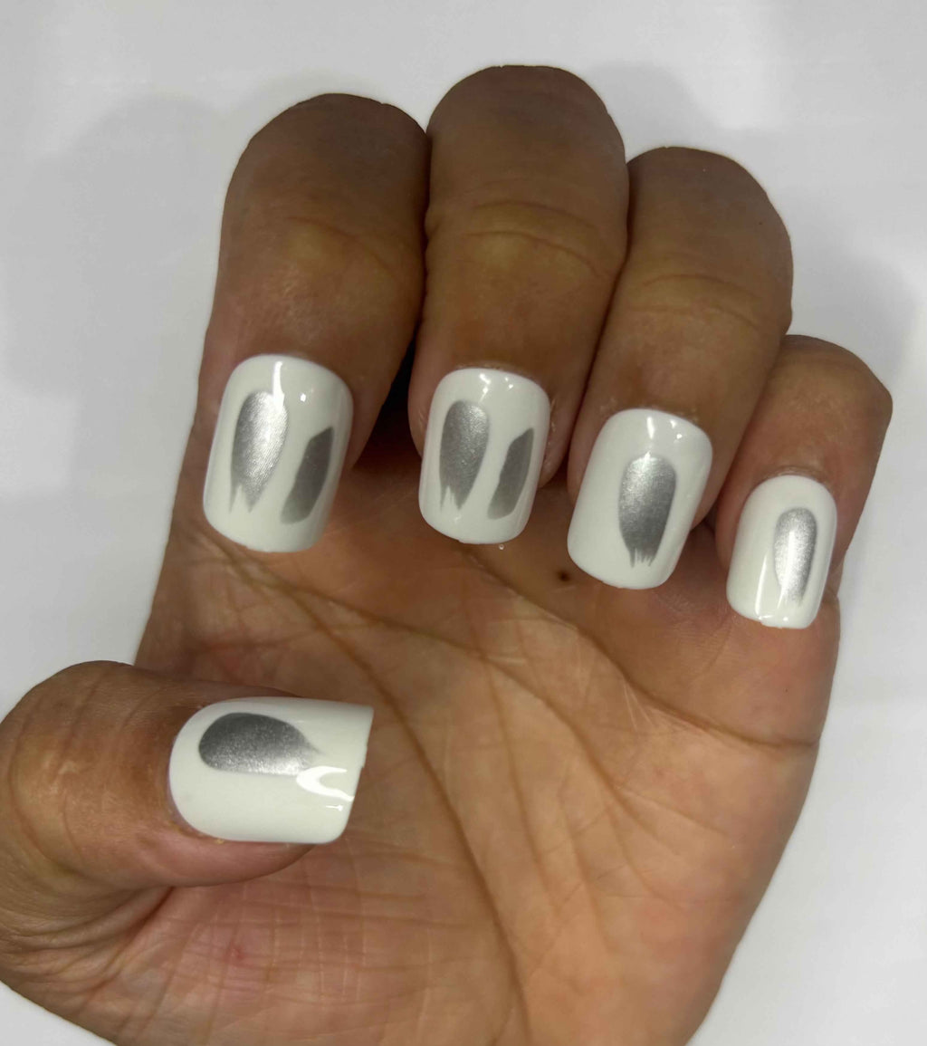 24 PCs Press-on Nails Set - for Stunning Manicures