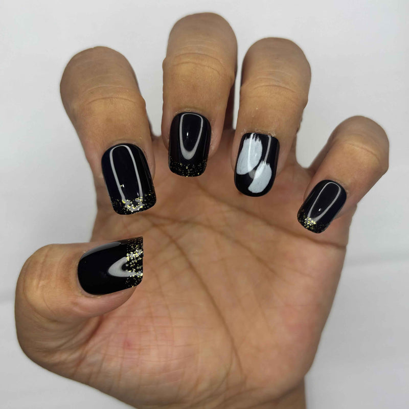 24 PCs Press-on Nails Set - Easy to Apply Press-on Nails Set for Glamorous Nails