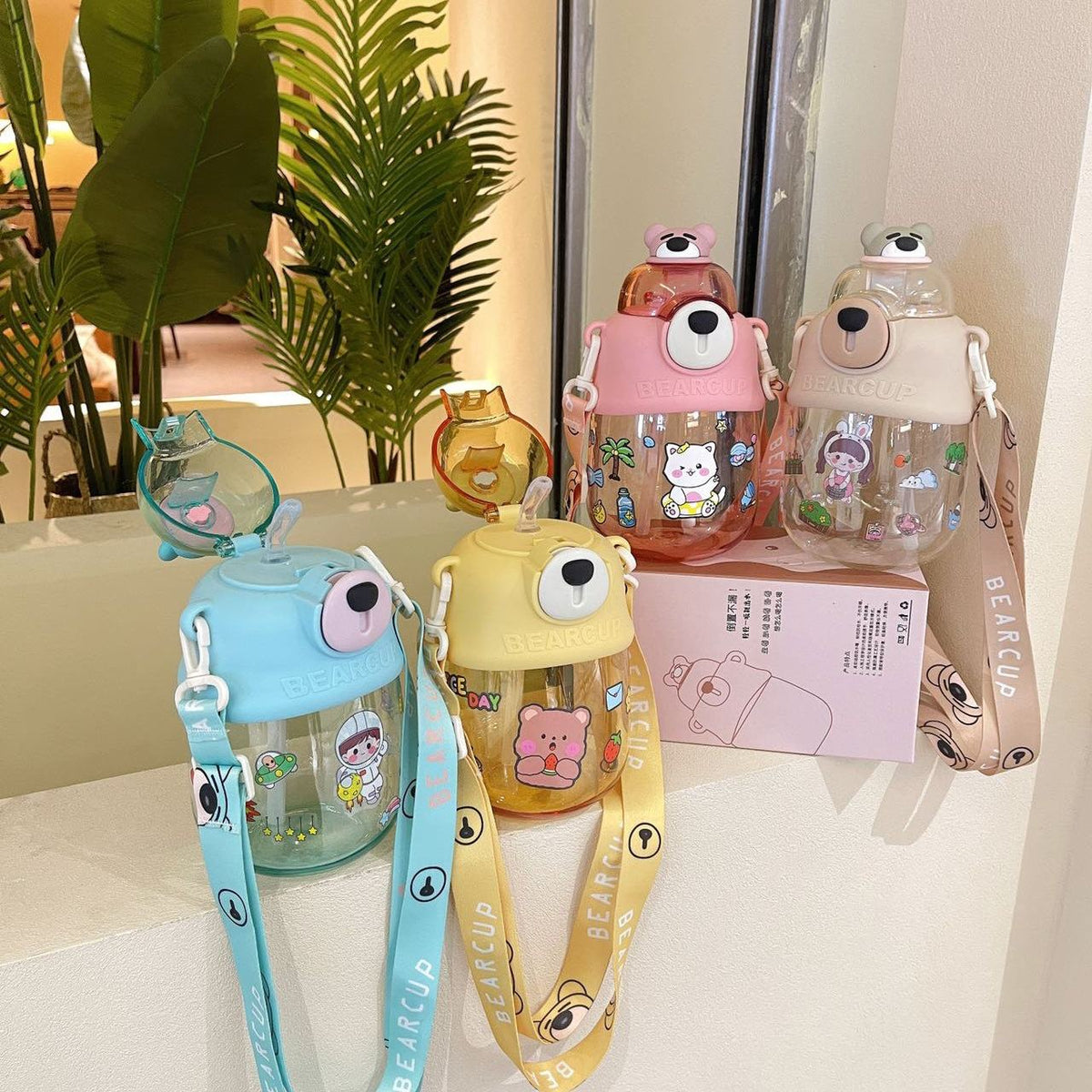 Bear Portable Water Bottle - 800 ML Anti-Fall Big Belly Plastic with Random Color Straw