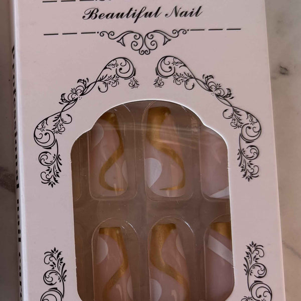 24 PCs Press-on Nails Set - High-Quality Press-on Nails Set - Project M Shop